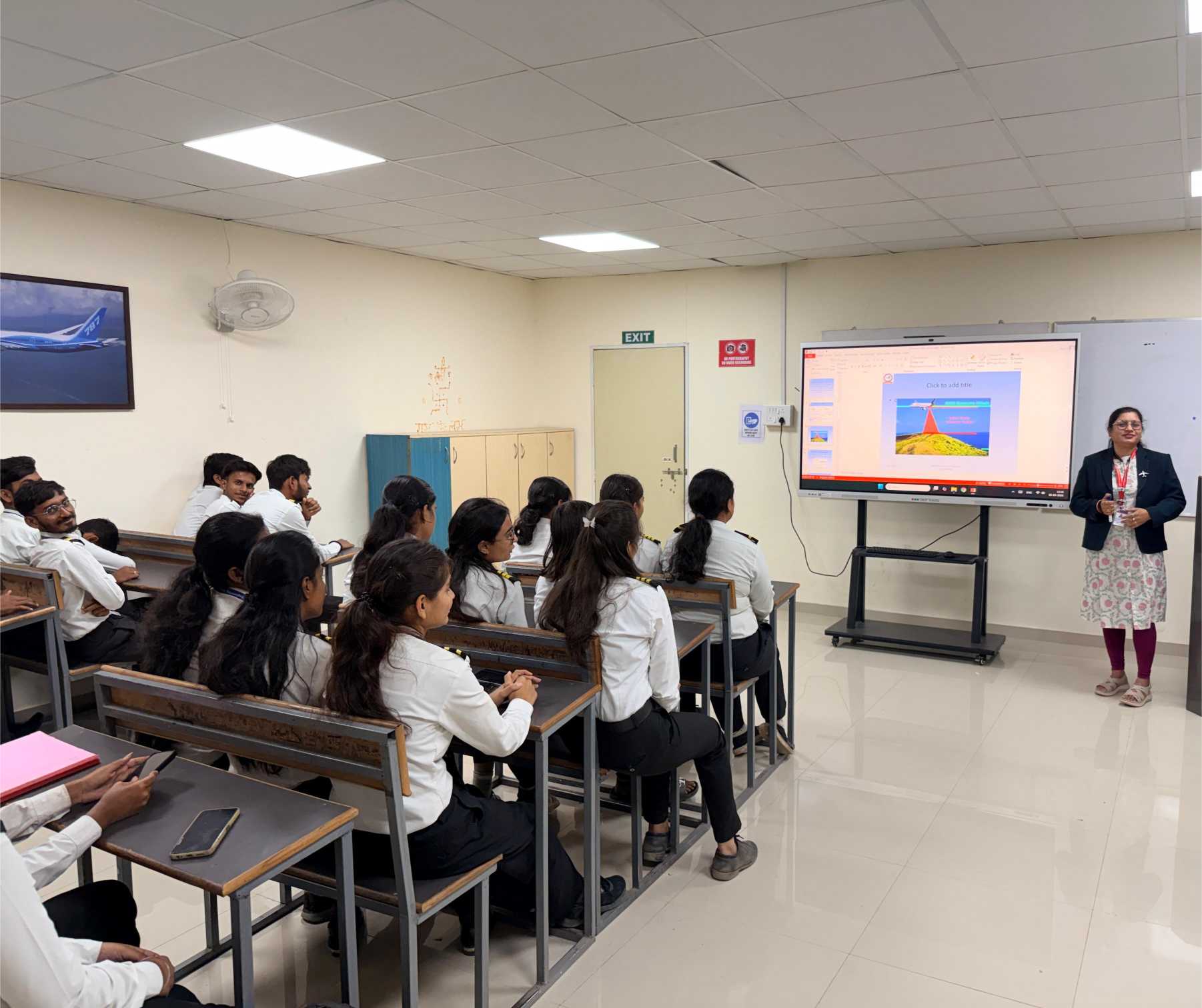 Indira Institute of Aircraft Engineering Classroom photo 5